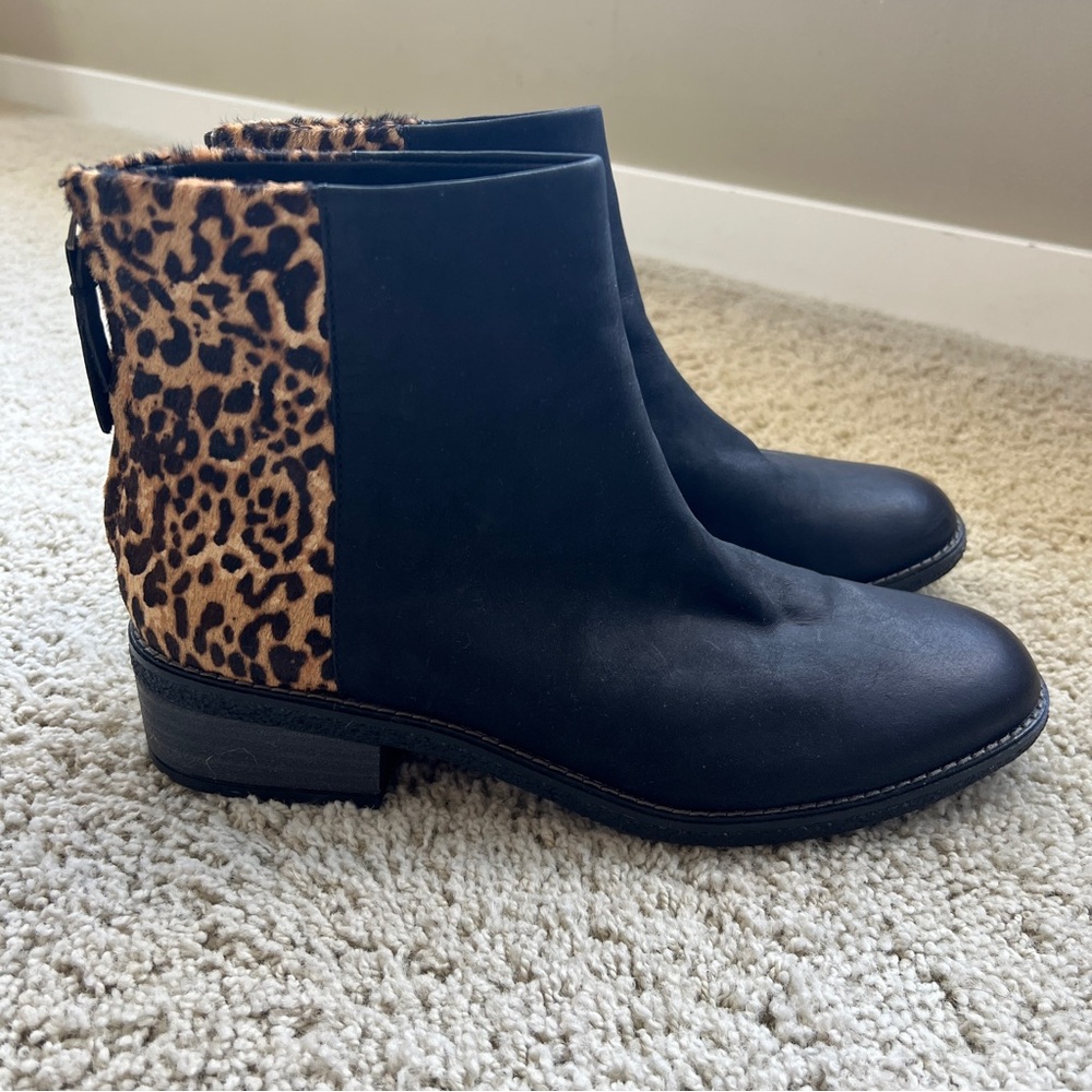 Sperry Black Leather Ankle Boots with Leopard-Print Heel Panel